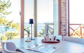 开间 (Sun) | 免费 WiFi