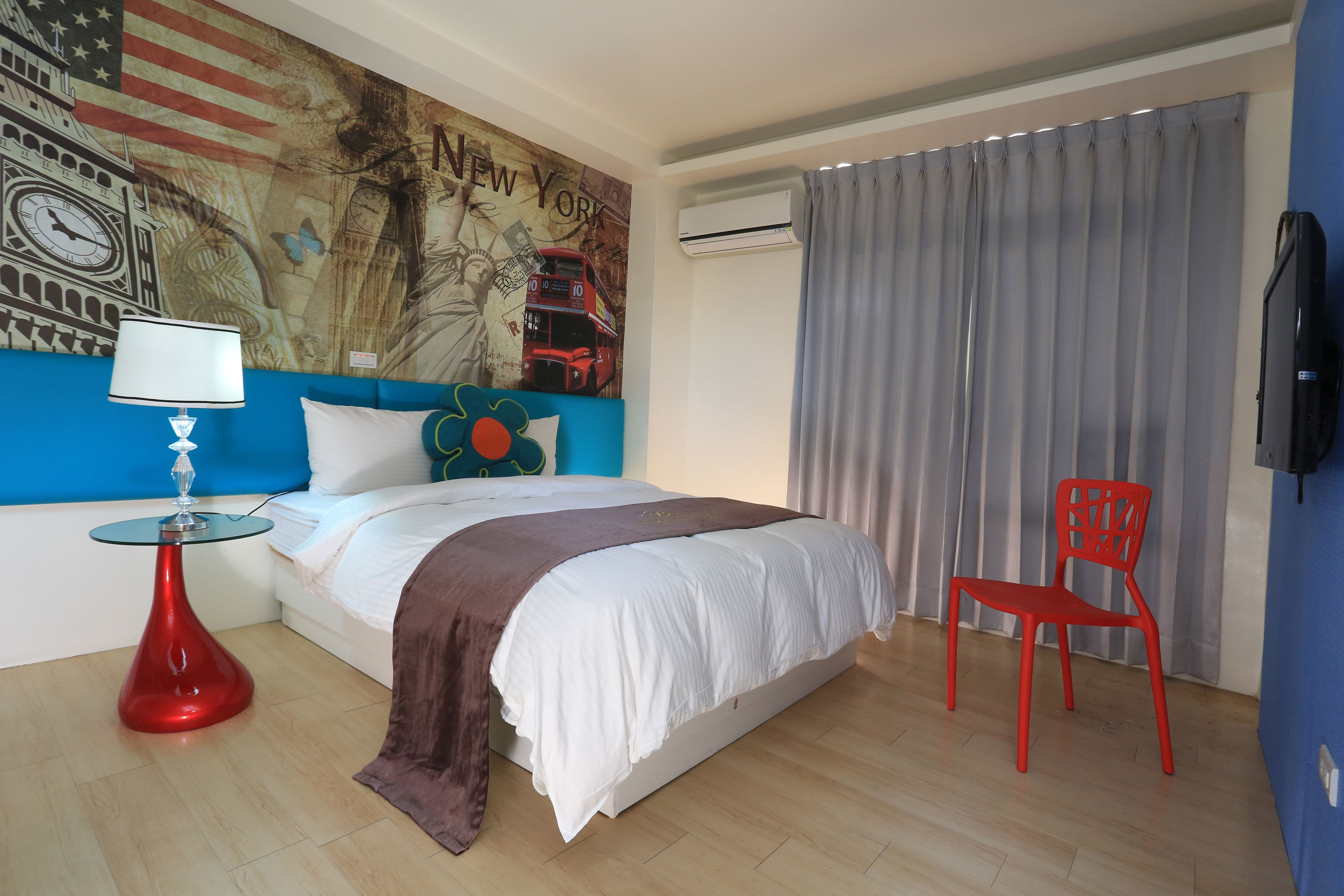 standard double room, 1 double bed, non smoking | 1 bedroom, down duvets, blackout curtains, free wifi