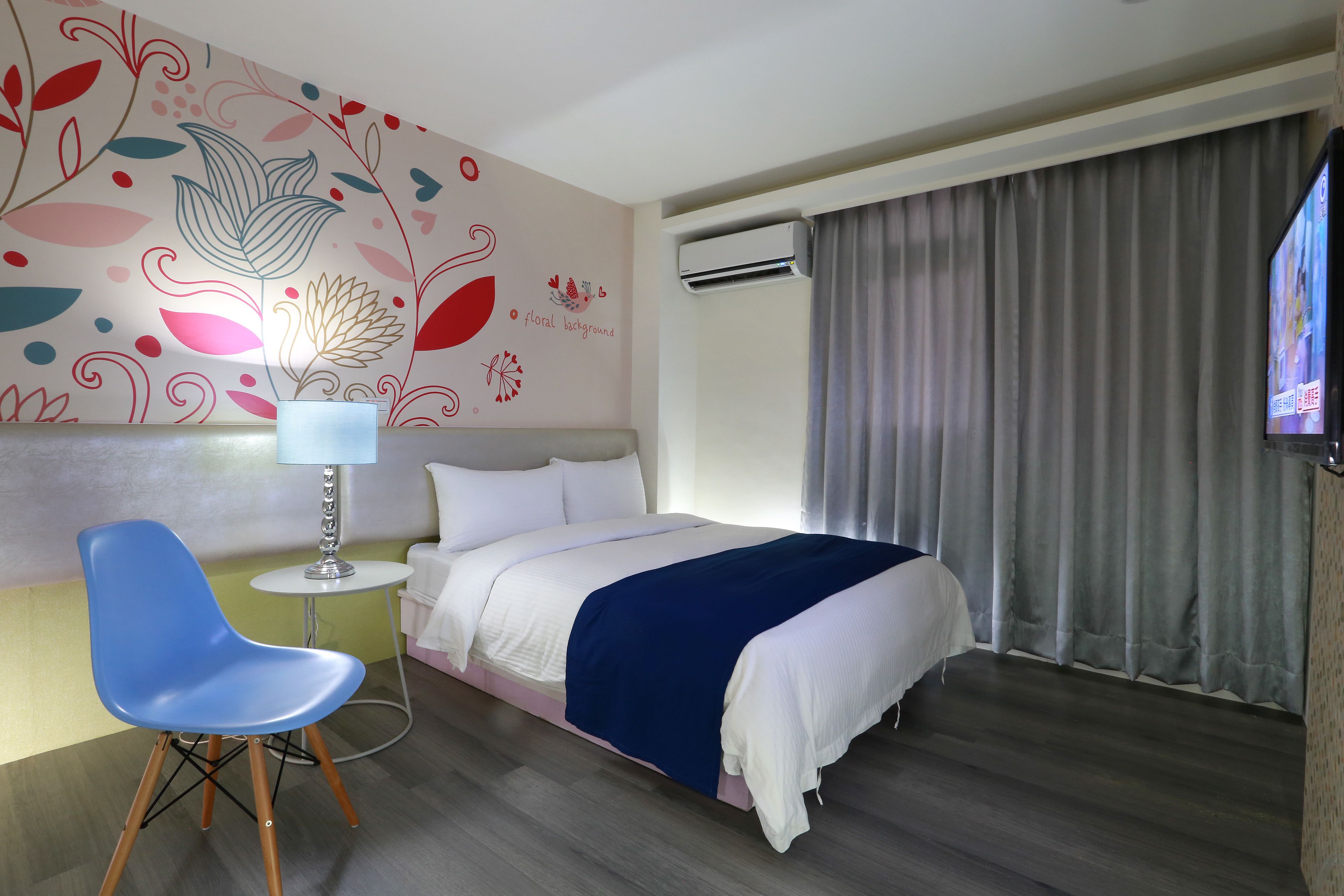 standard double room, 1 double bed, non smoking | 1 bedroom, down duvets, blackout curtains, free wifi