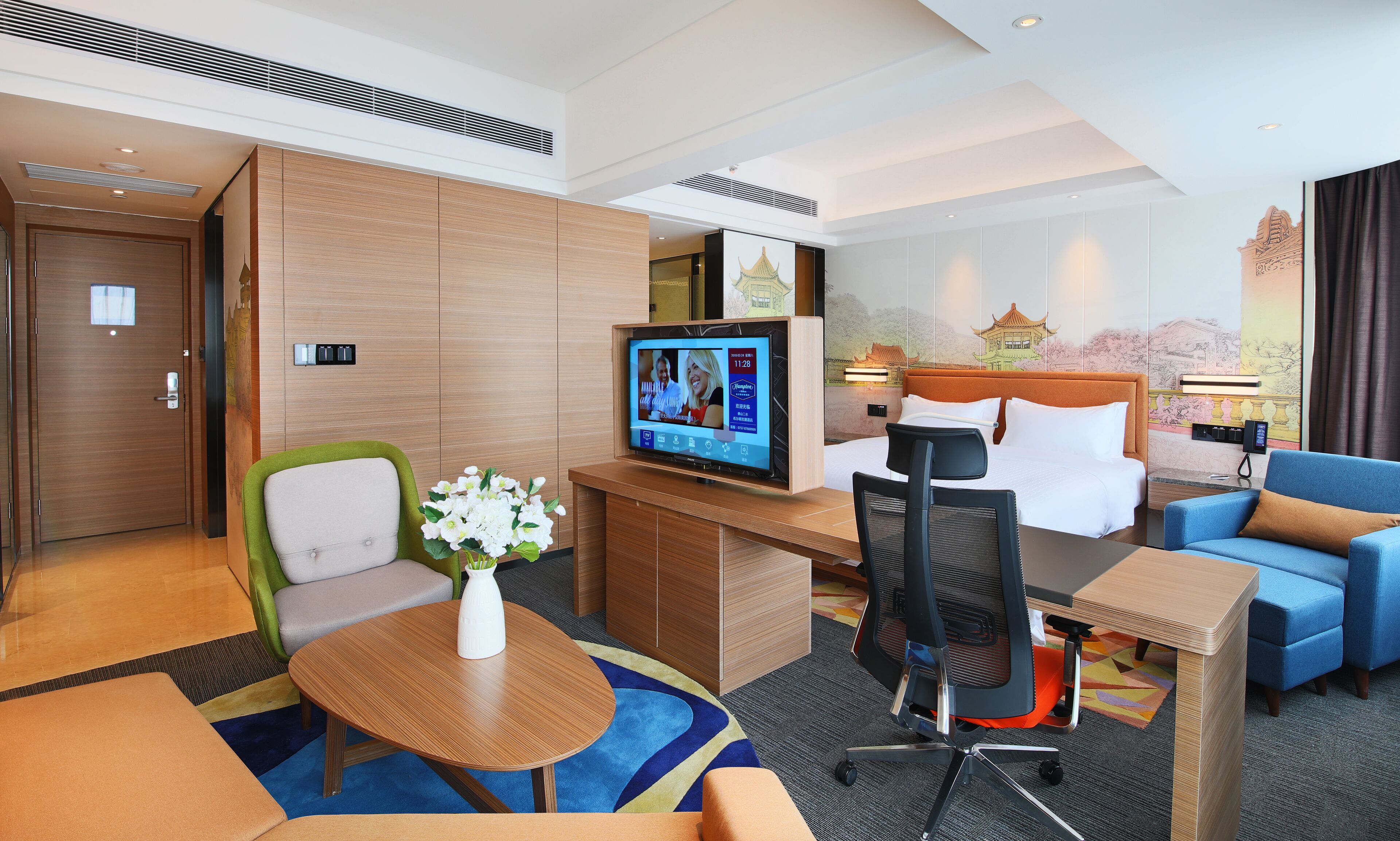 design studio suite | 1 bedroom, minibar, desk, laptop workspace