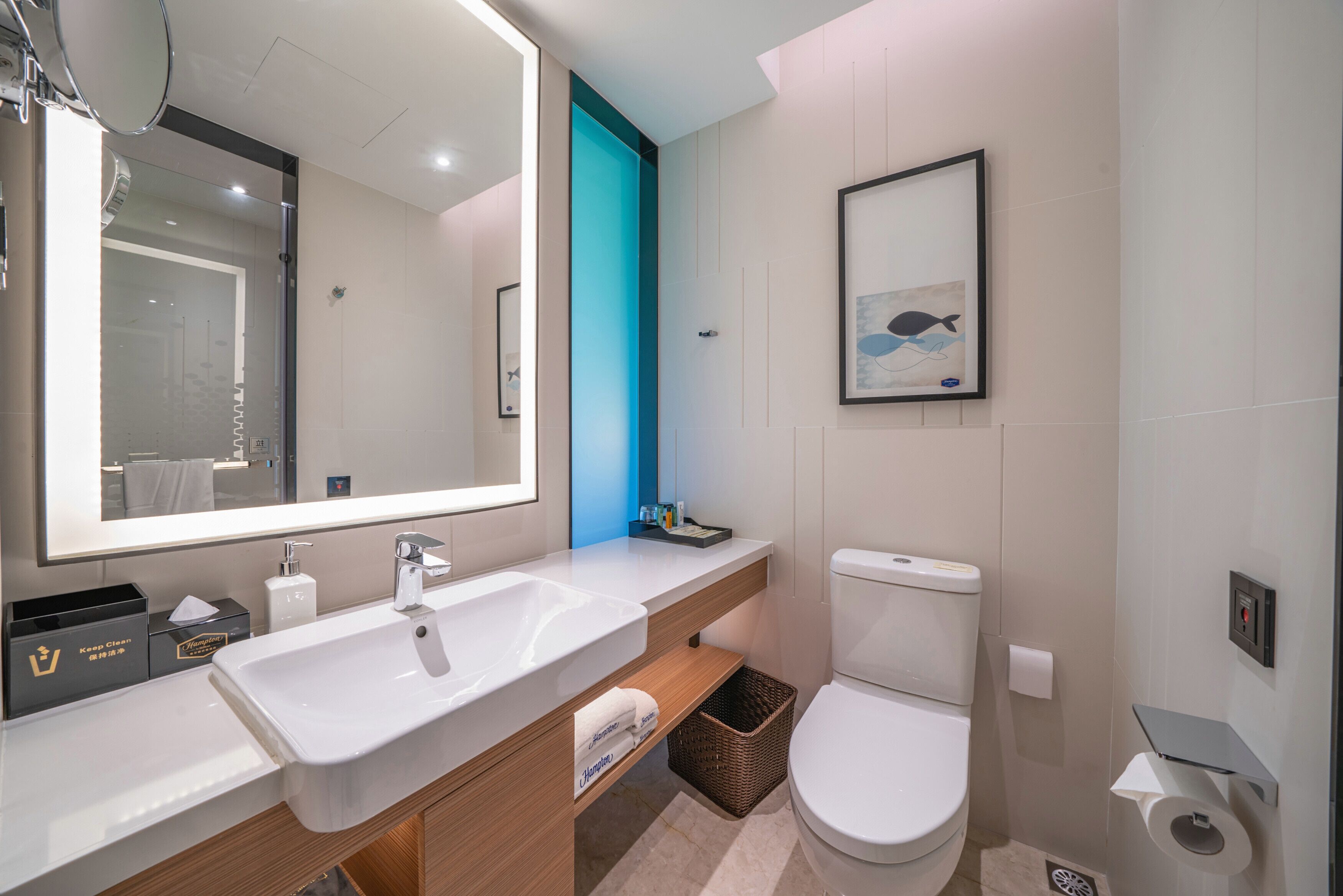 superior twin room | bathroom | free toiletries, hair dryer, bathrobes, slippers