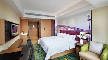 Minibar, desk, laptop workspace, blackout drapes