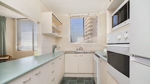 Fridge, stovetop, dishwasher, toaster