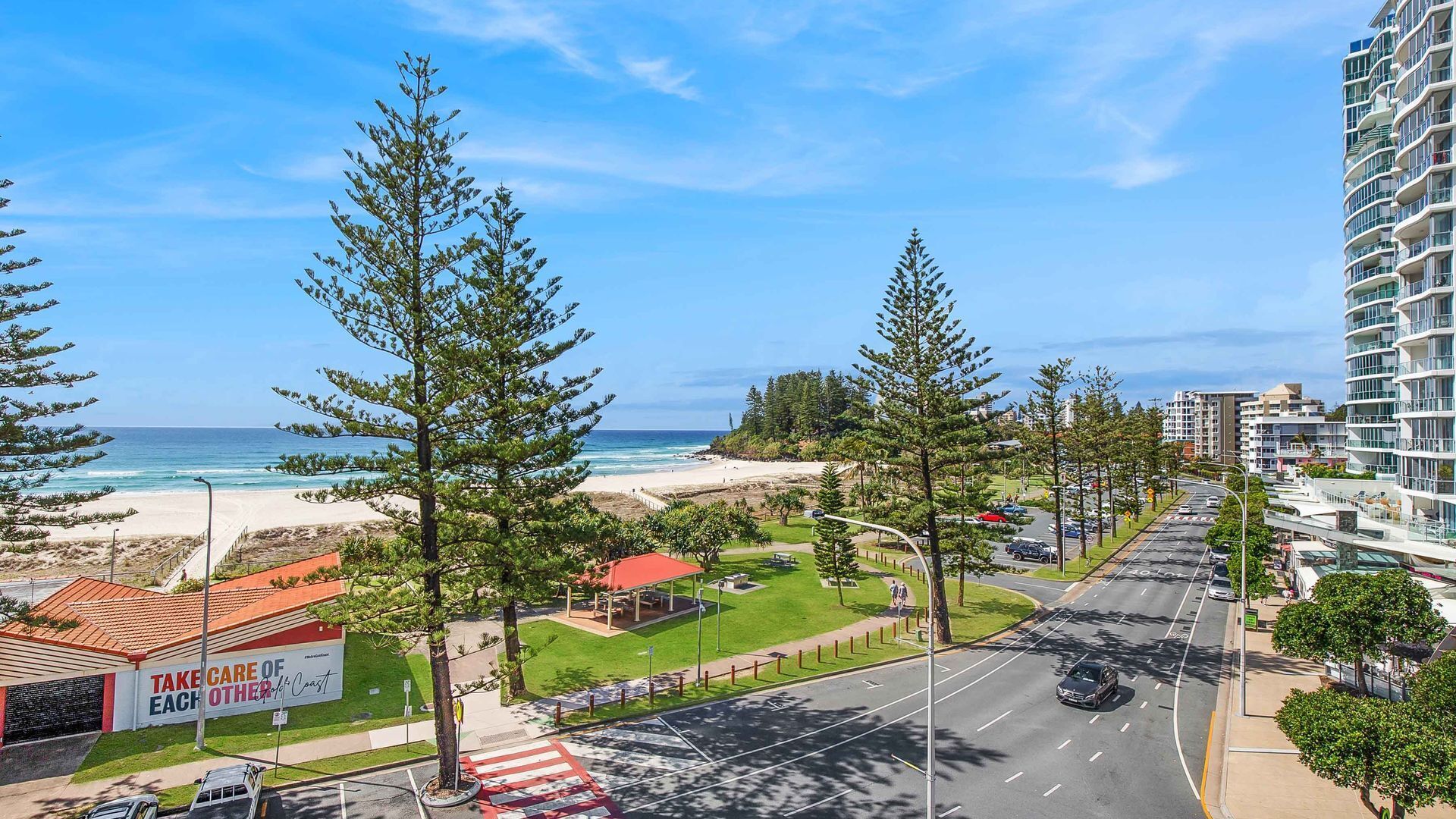 Calypso Plaza Resort Unit 462 Resort style complex on the beachfront in the heart of Coolangatta
