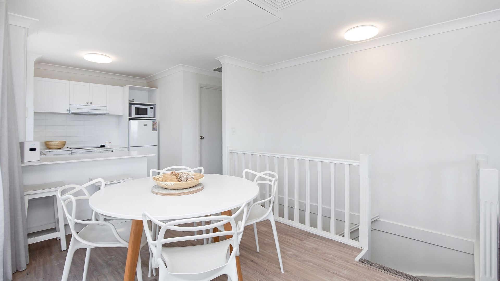 Calypso Plaza Resort Unit 462 Resort style complex on the beachfront in the heart of Coolangatta — image 17