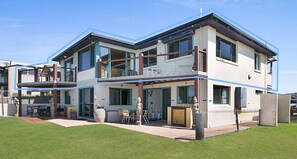 Exterior - White Waves 6 Perfect for Hastings Point, Splendour in the grass, Cabarita Beach and Pottsville (Hastings Point)