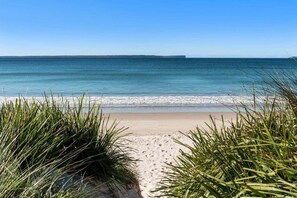 Beach nearby - Spectacular - Belle Escapes Jervis Bay (Vincentia)