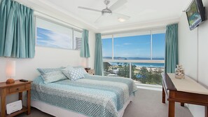 2 bedrooms, iron/ironing board, free WiFi