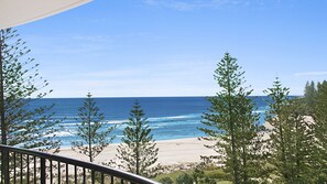 On the beach - Calypso Tower Unit 807 Three bedroom beachfront apartment in central Coolangatta (Coolangatta)