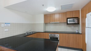 Fridge, oven, dishwasher, toaster