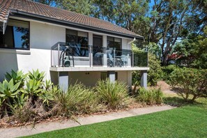Exterior - Beachfront unit - Belle Escapes Jervis Bay (Vincentia)