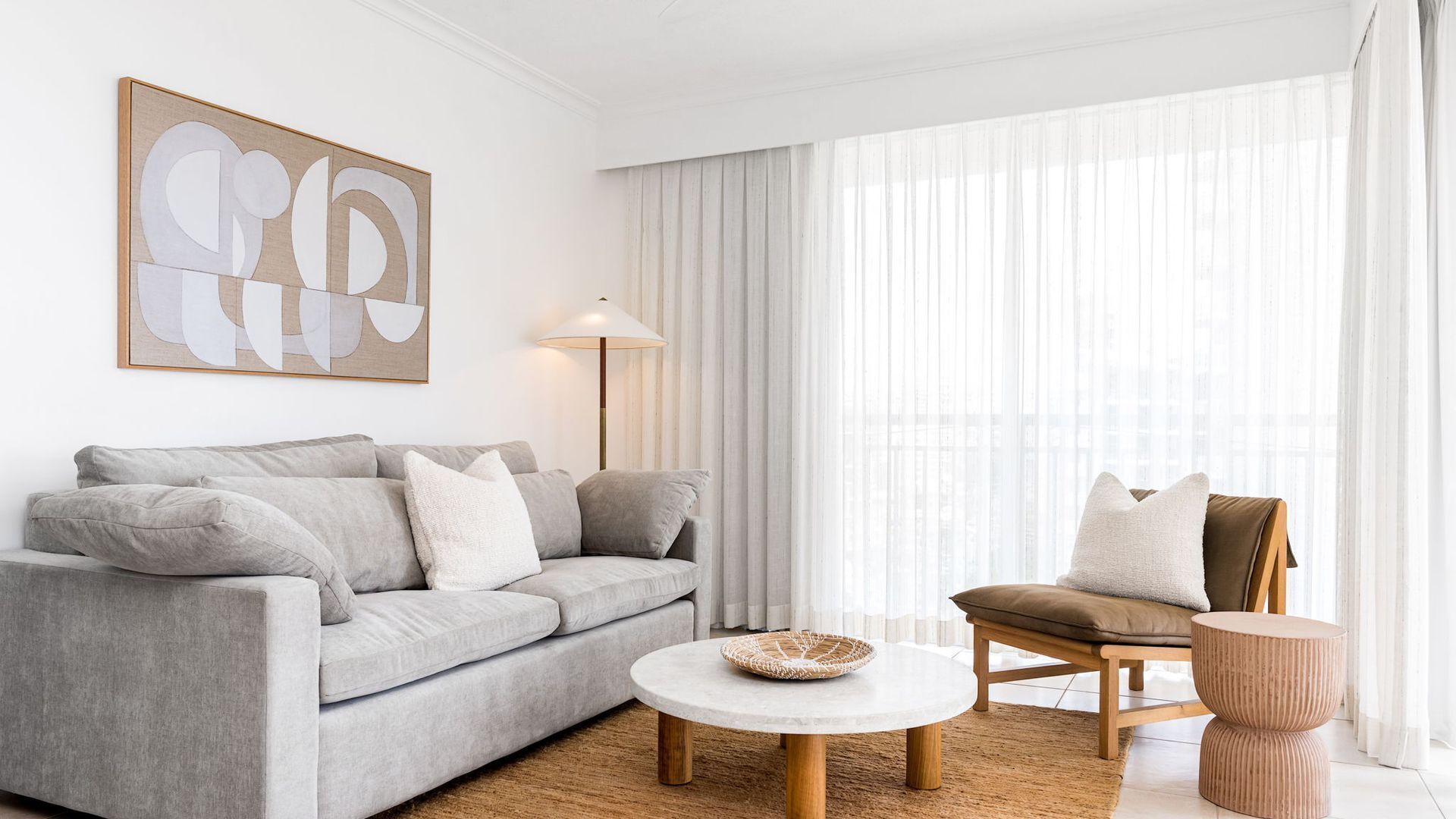 Orion Unit 4 Modern 2 Bedroom Apartment With Ocean Views And Wi-fi Included - Coolangatta