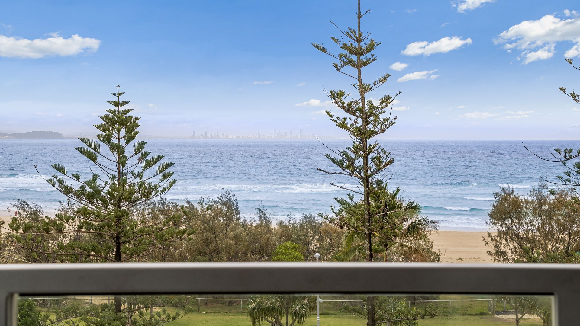 Kooringal Unit 15 Great location right on Greenmount Beach with ocean views — image 14
