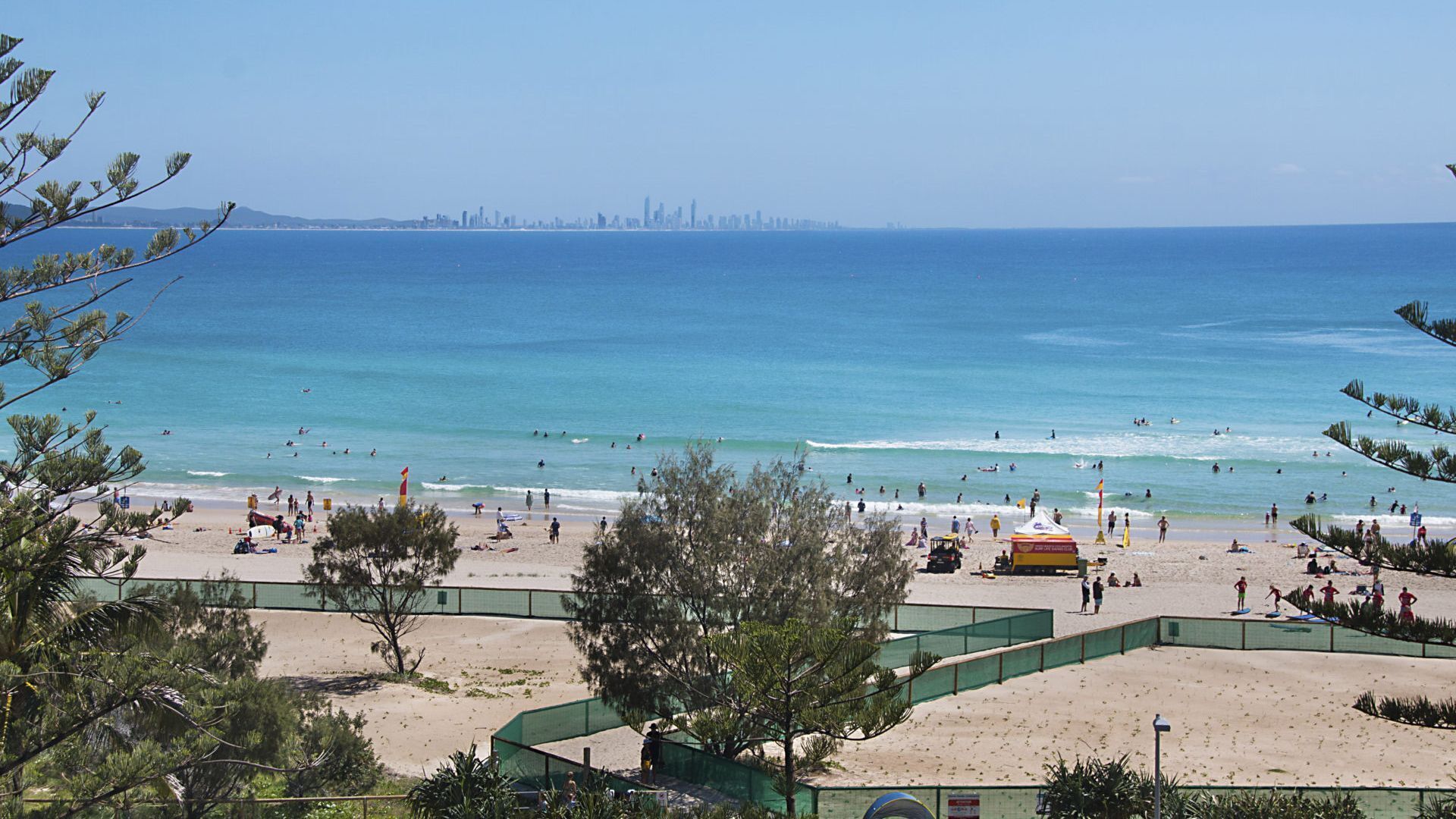Kooringal Unit 20 Located right on Greenmount beach with ocean views — image 18