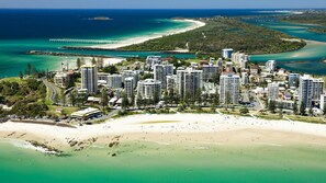 Beach nearby - Como Unit 5 Good value Two bedroom unit (Coolangatta)