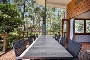 屋外ダイニングエリア