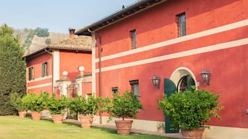 Villa Deluxe | Con arredamento individuale, una scrivania, postazione laptop