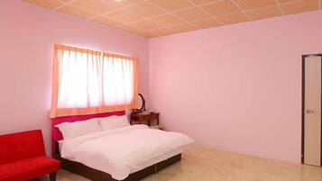 Comfort Double Room, 1 Double Bed, Non Smoking | Blackout drapes, free WiFi, bed sheets