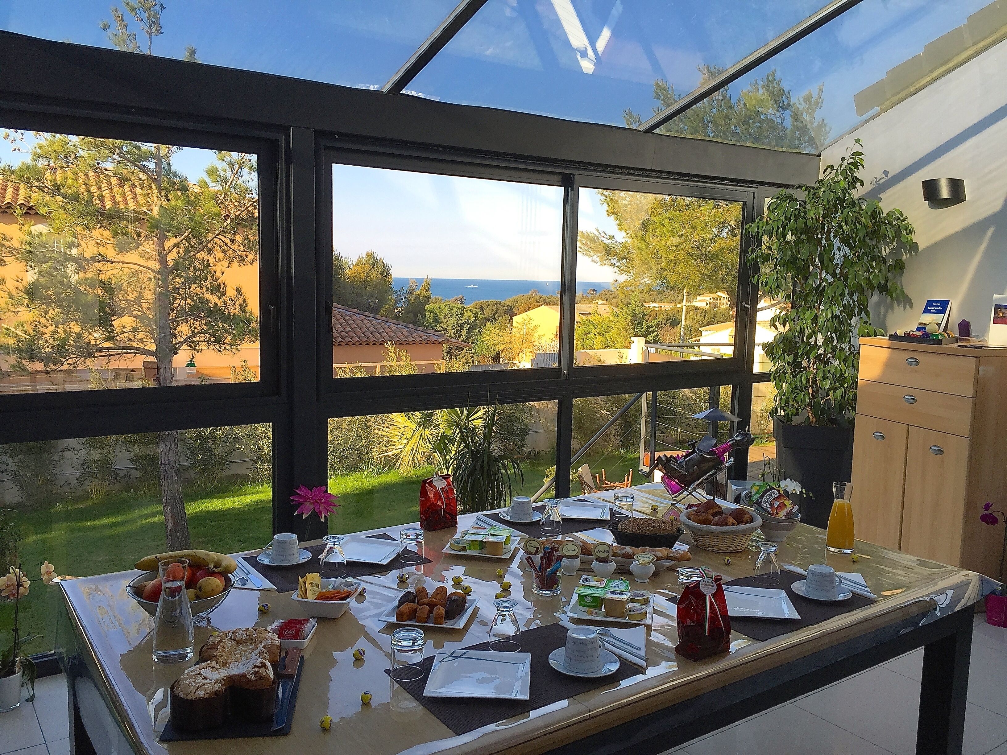 Desayuno continental incluido todos los días