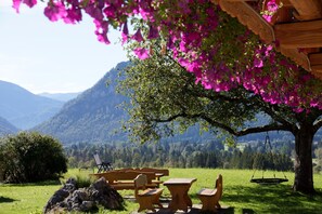 Property grounds - Vacation apartment Zeitreise for 5 people, 2 bedrooms, 107 sqm (Inzell)