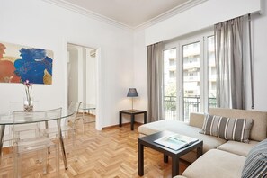 Τηλεόραση με επίπεδη οθόνη 42 ιντσών με ψηφιακά κανάλια, τηλεοράσεις