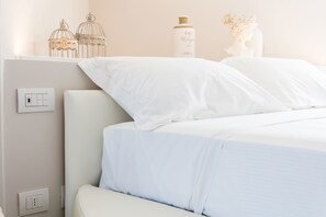 Minibar, coffres-forts dans les chambres, Wi-Fi gratuit, draps fournis