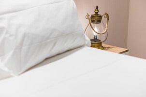 Minibar, caja fuerte, wifi gratis y ropa de cama