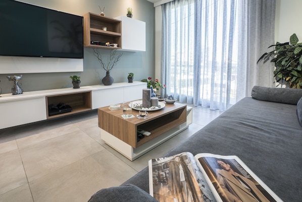 2 bedrooms, premium bedding, down duvets, pillow-top beds