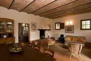 Villa, Multiple Bedrooms | Living area | TV - Verdidea - Ovello (Brisighella)