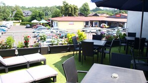 Terrace/patio - Penzion Village (Karlovy Vary)