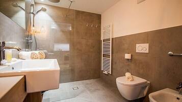 Apartment (Rose) | Badezimmer