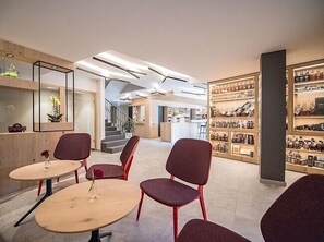 Lobby - Alpenrose's Dining & Living (Bressanone)