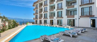 アーペイ フェラ アパート オテル