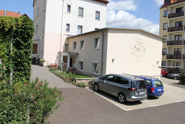 Free self-parking