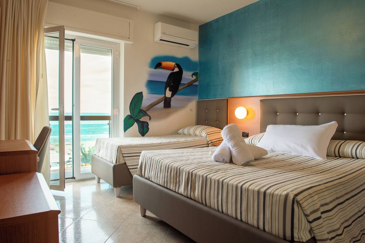 in-room safe, desk, blackout curtains, free wifi