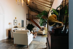 Sala de estar en el lobby