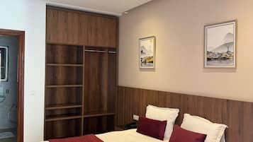 Doppelzimmer | Schreibtisch, Verdunkelungsvorhänge, Bügeleisen/Bügelbrett
