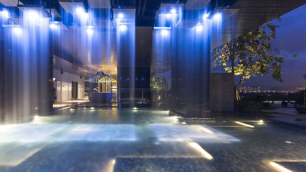 Outdoor pool - Zen Home Expressionz Suites (Kuala Lumpur)
