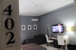 Minibar, blackout curtains, iron/ironing board, free WiFi - Luxury Room (Pescara)