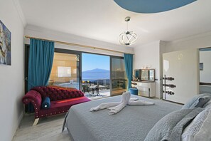 Villa | 3 bedrooms, desk, laptop workspace, iron/ironing board - Villa Asia (Kas)