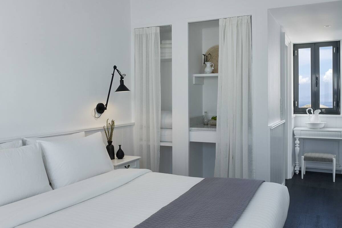 Hypo-allergenic bedding available, memory foam beds, in-room safe, desk