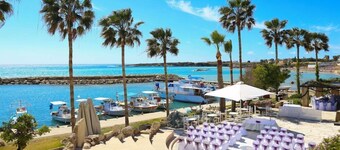 Hotel Coral Beach Resort