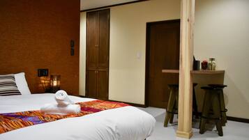 Self-contained Family Suite | Free WiFi, bed sheets