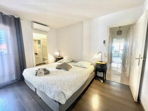 1 dormitorio, tabla de planchar con plancha, wifi gratis y ropa de cama