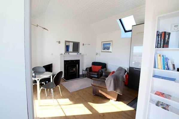 Silverdale Cottage | Living room