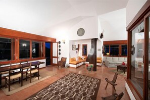 别墅, 多间卧室 | 客房内用餐