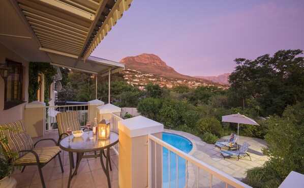 Suite (Terrace SC) | Balcony view