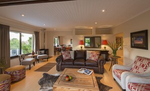 Interior - SomerZicht Guesthouse (Cape Town)