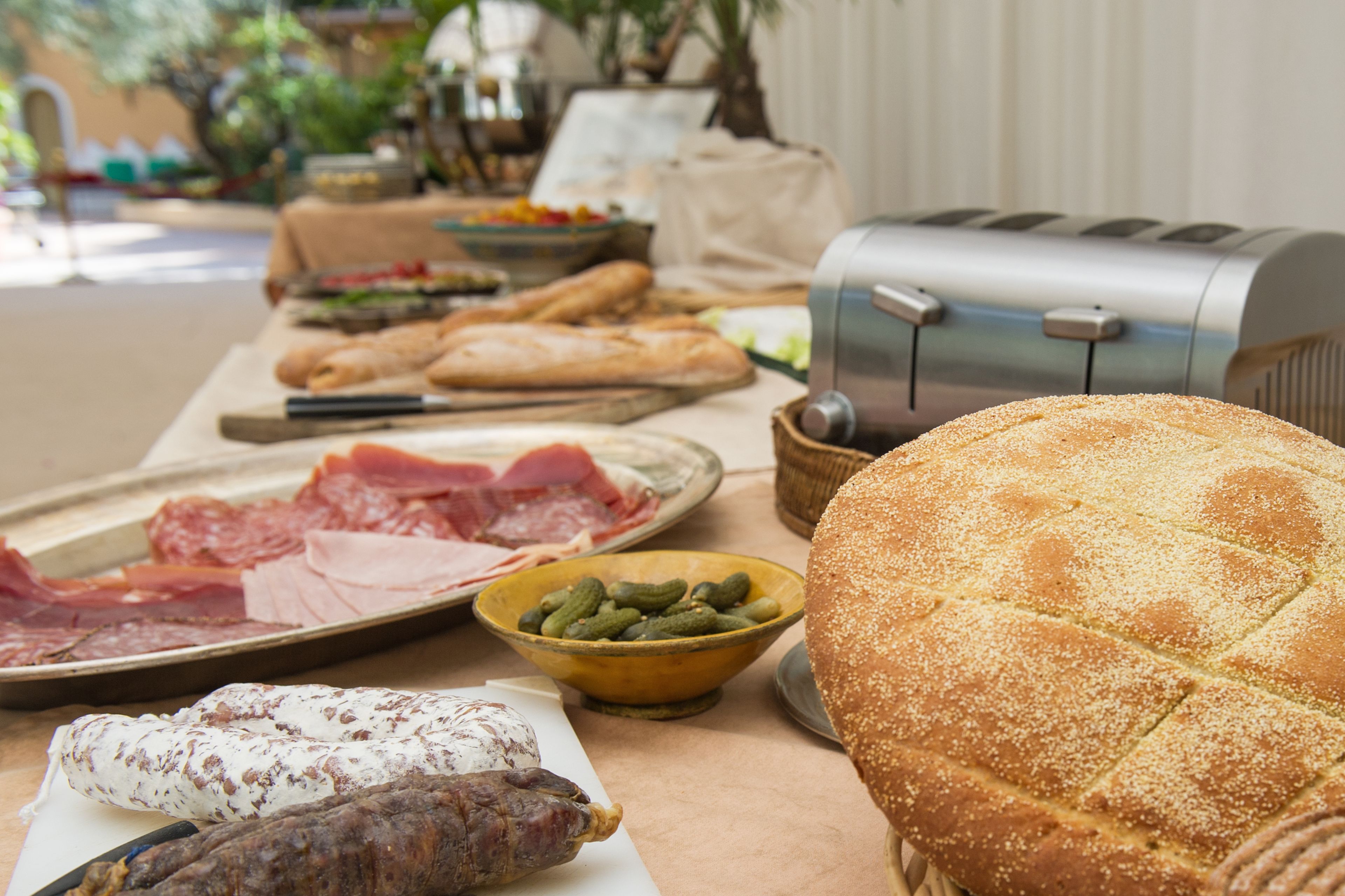 daily full breakfast for a fee