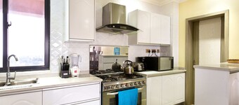 Crestpark Apartments